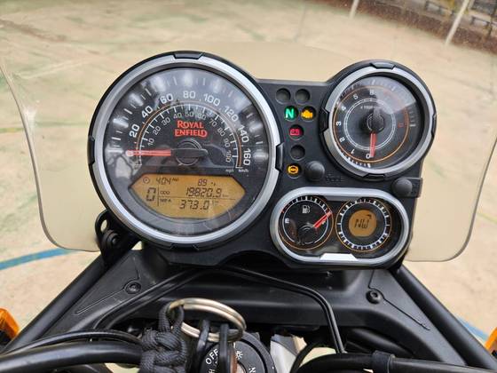 ROYAL ENFIELD HIMALAYAN 